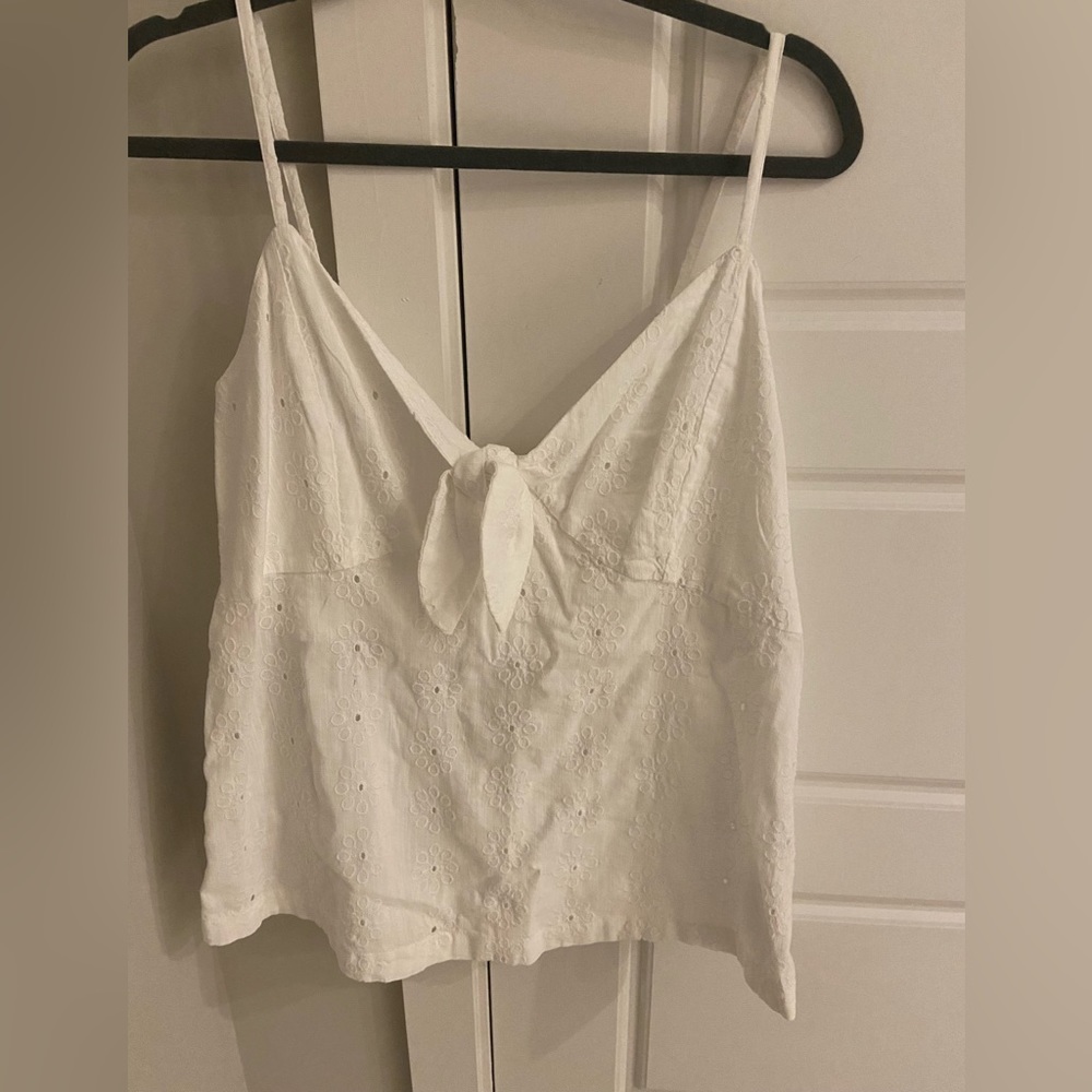 Old Navy White Tank / Camisole - Size Large - NWT